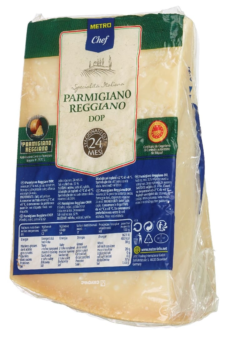 METRO Chef - Parmigiano Reggiano Italienischer halbfetter Hartkäse, 32 % Fett i. Tr. - ca. 2 kg Stücke