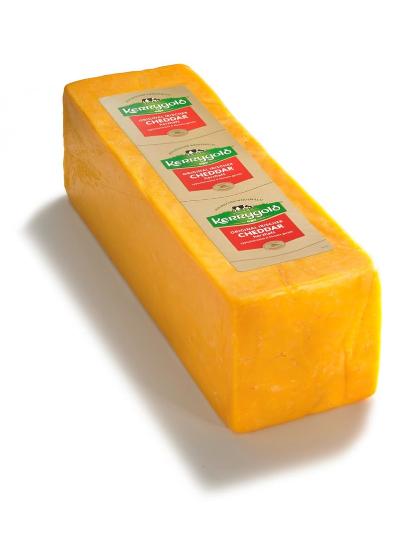 Kerrygold - Cheddar Block Cheddar Käse 1 Block à ca. 2,5 kg, mit 32 % Fett, mit essbarer Rinde 2,5 kg